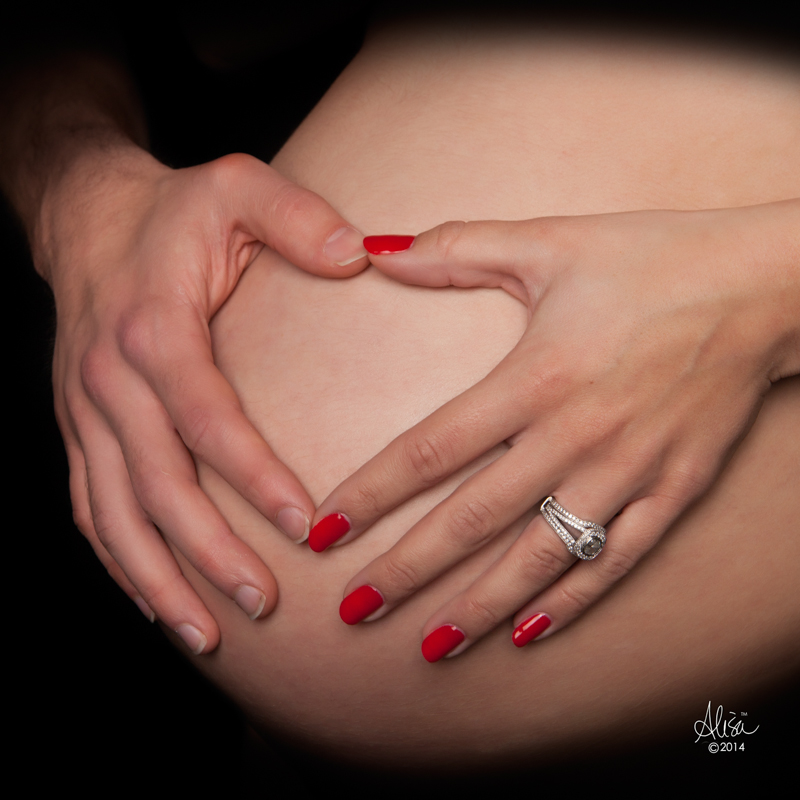 Houston Maternity Photographer | Love the Bump